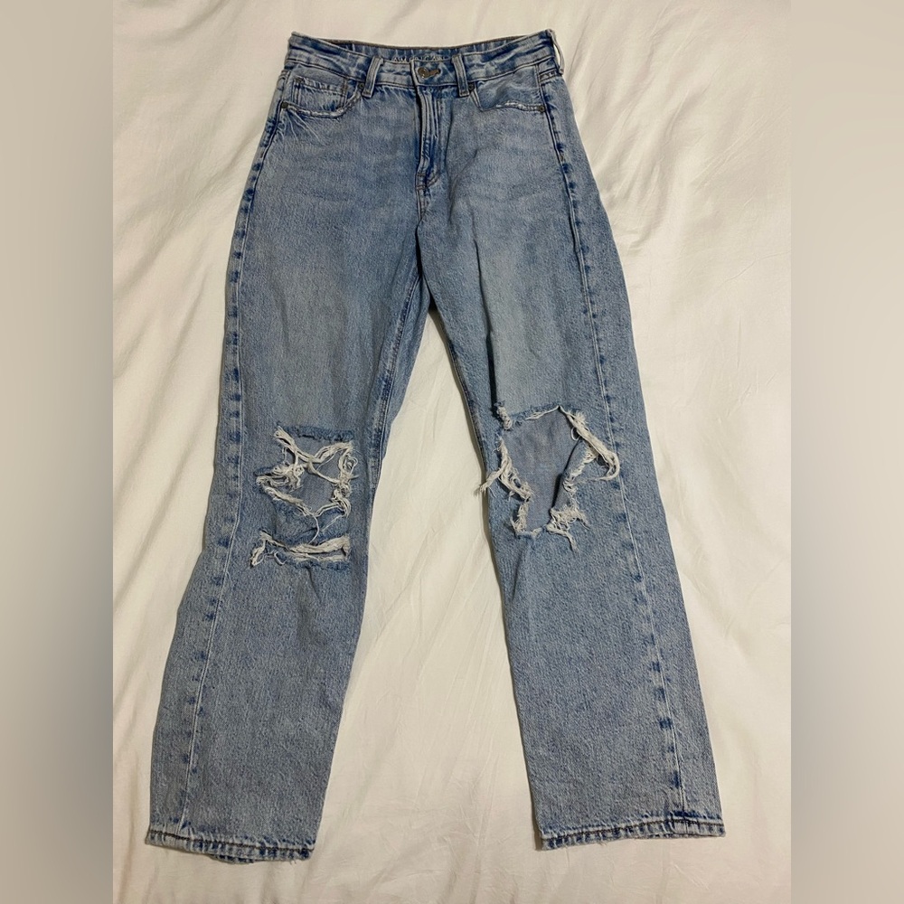 American eagle straight leg jeans in a
